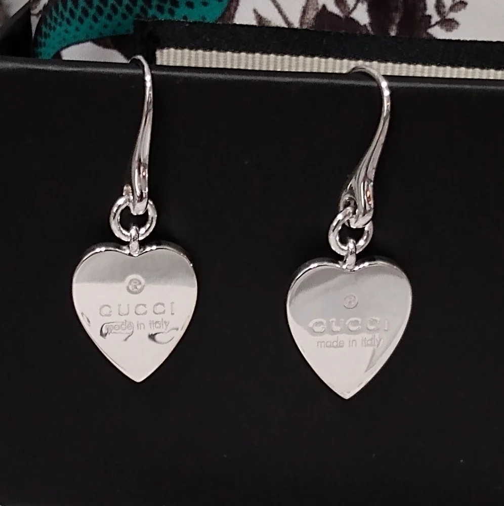 NEW, Gucci Sterling Silver Trademark Heart Dangle Earrings - Picture 9 of 16